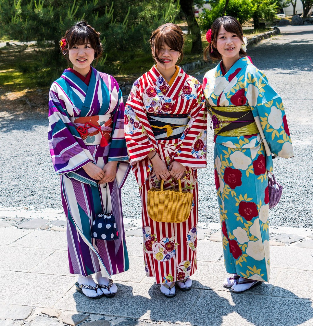 Kimono, Fashion & Tradition – Ashley May – 